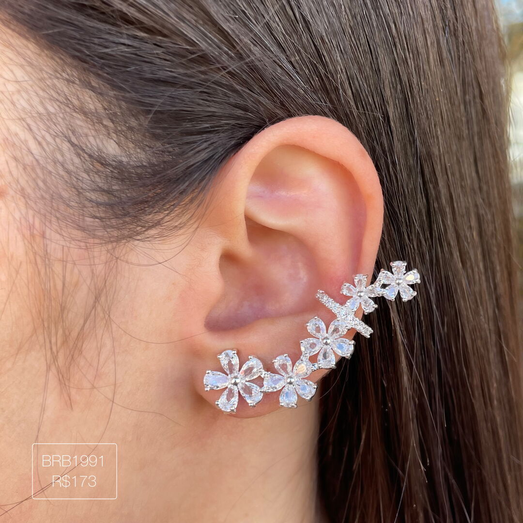 Brinco Ear Cuff Luxo Flower Cravejado Cristal Prateado